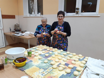 Ostatki w KGW,,Kulesianki" - Pączki, faworki, chrust- Pychotka Ostatki w KGW,,Kulesianki" - Pączki, faworki, chrust- Pychotka