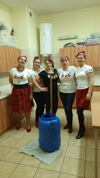 KGW ,,Kulesianki" i wspólne kiszenie kapusty KGW ,,Kulesianki" i wspólne kiszenie kapusty