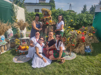 Kgw ,,Kulesianki" na Dożynkach Gminnych Kgw ,,Kulesianki" na Dożynkach Gminnych