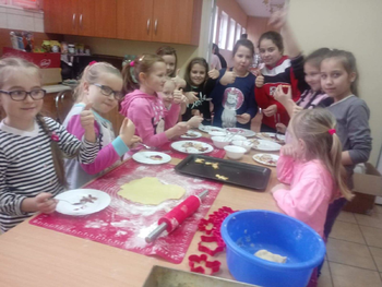 Zajęcia kulinarne pieczemy maślane ciasteczka Zajęcia kulinarne pieczemy maślane ciasteczka