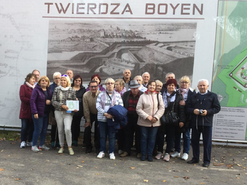 "Młodzi duchem" zwiedzają stolicę żeglarstwa - Giżycko "Młodzi duchem" zwiedzają stolicę żeglarstwa - Giżycko