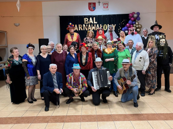 Karnawałowy bal przebierańców w Klubie Seniora Karnawałowy bal przebierańców w Klubie Seniora