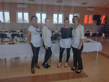 Prezentacja i degustacja potraw regionalnych naszego koła . Prezentacja i degustacja potraw regionalnych naszego koła .